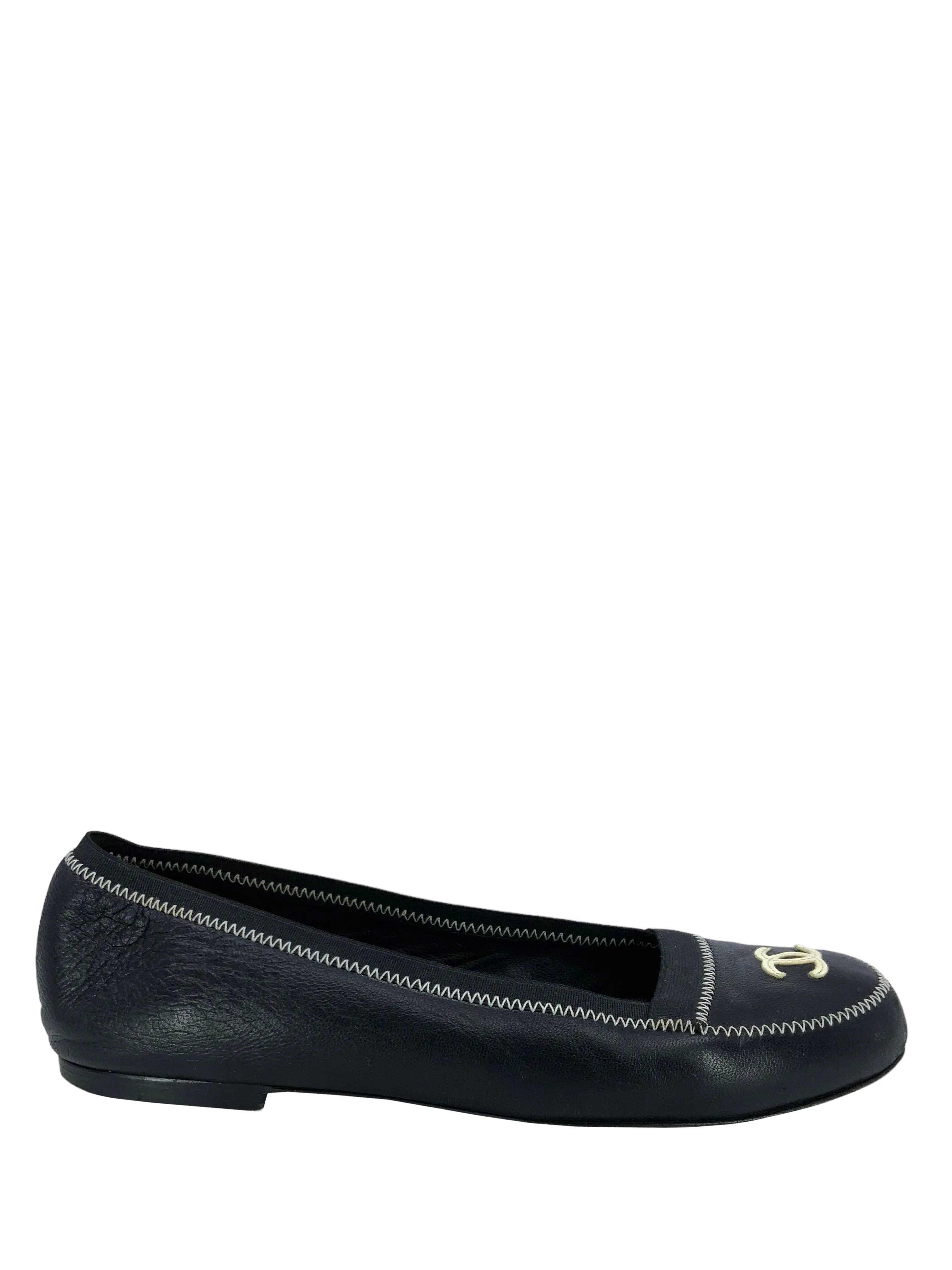 CHANEL Leather CC Logo Ballet Flats Size 9