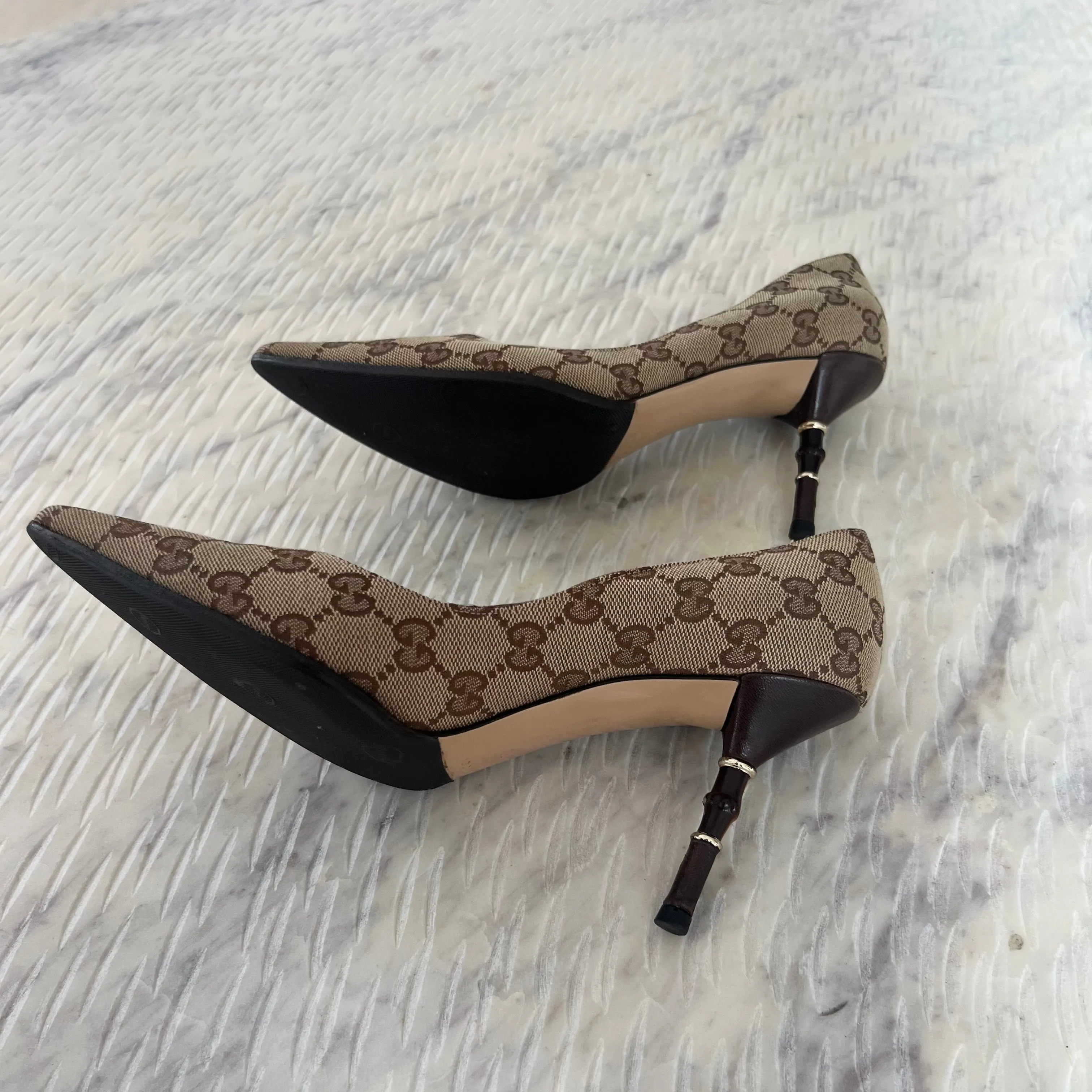 GUCCI Ebony Beige GG Pointed Heels