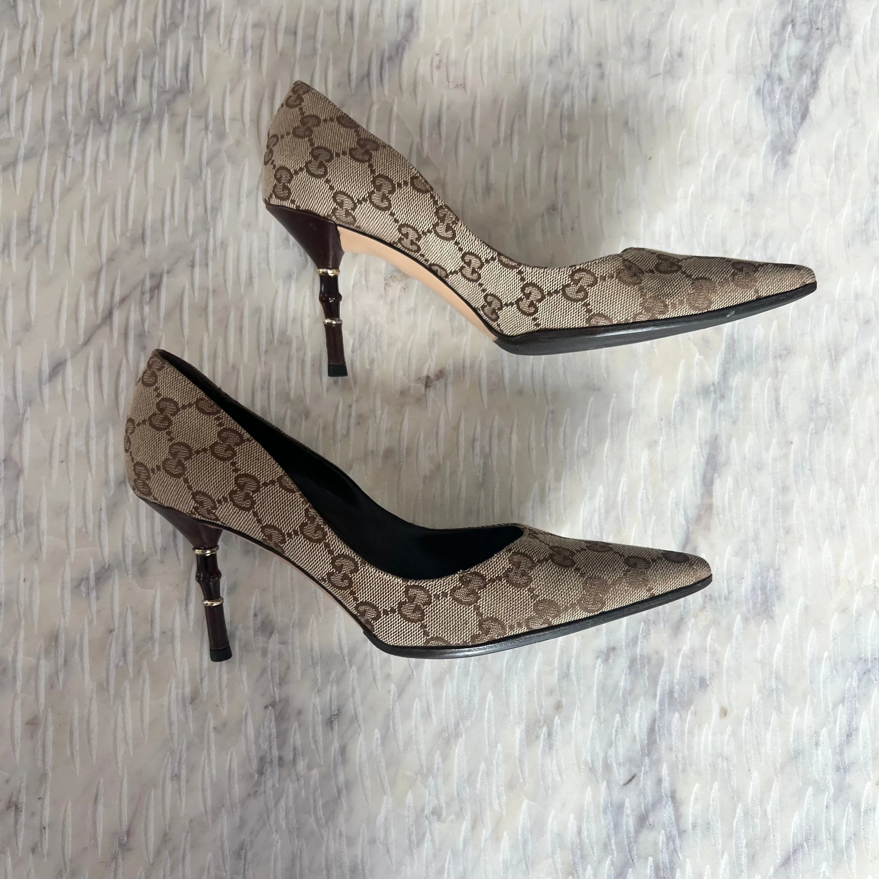 GUCCI Ebony Beige GG Pointed Heels