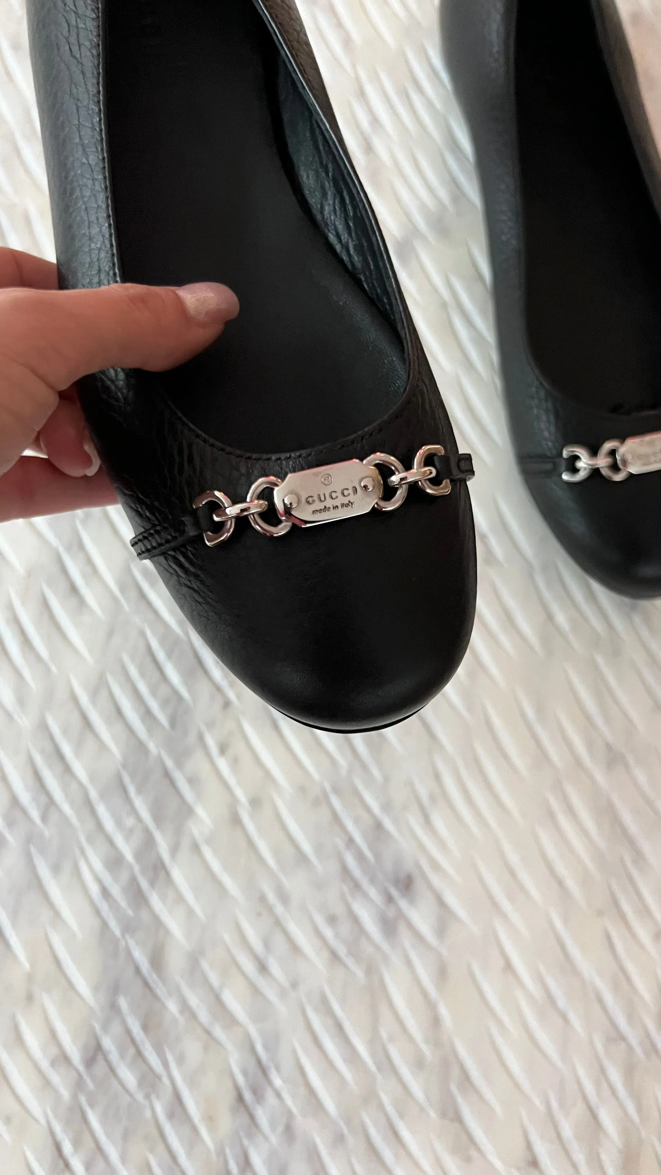 Gucci Logo Plaque Ballet Flats