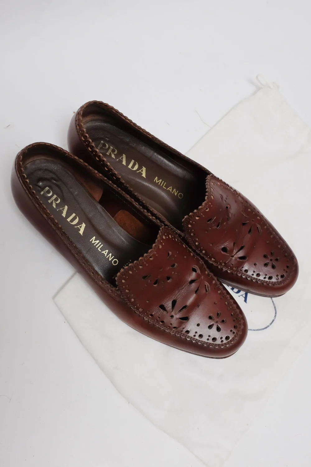 PRADA VINTAGE 38 39 LEATHER CUT OUT LOAFER